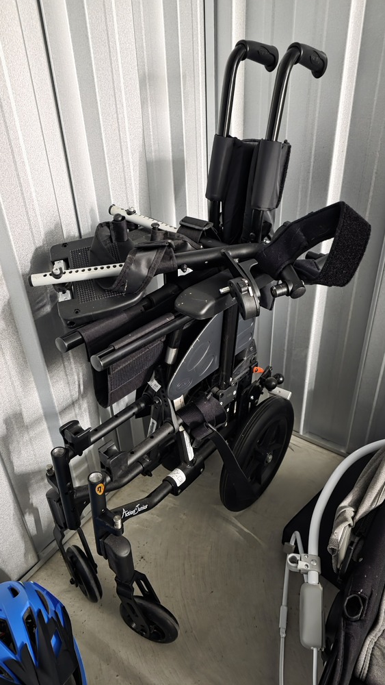 SureStore Ashton Self storage facility auction IB-2023 15