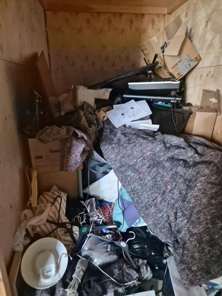 Newhaven Storage Unit auction IB-6635