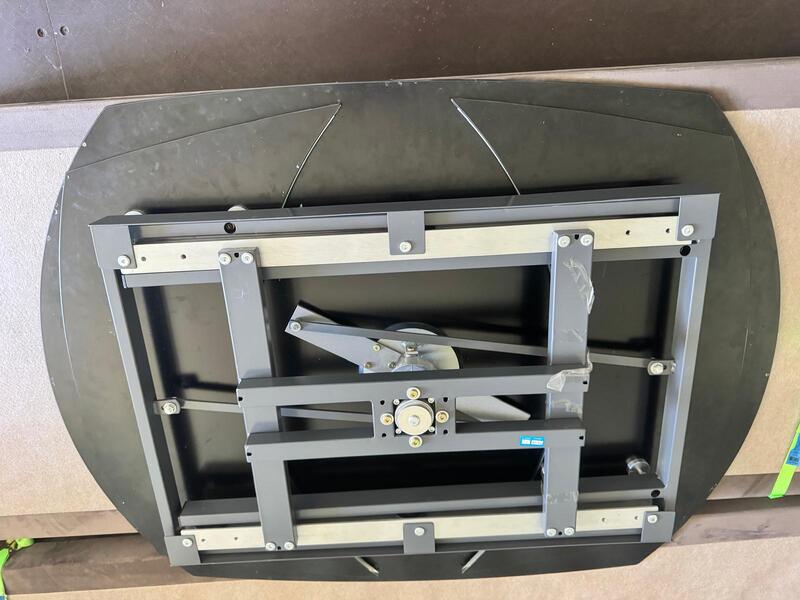 Farnham Self storage unit auction IB-5523 13