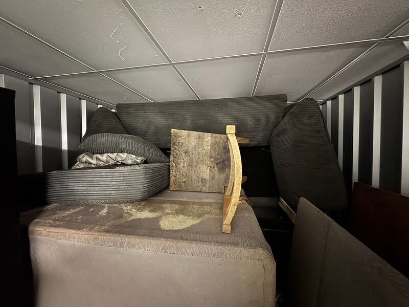 Sunderland Self storage unit auction IB-9250