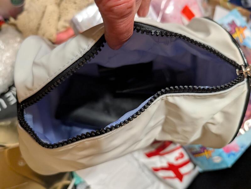 Crawley   Self storage auction IB-7290