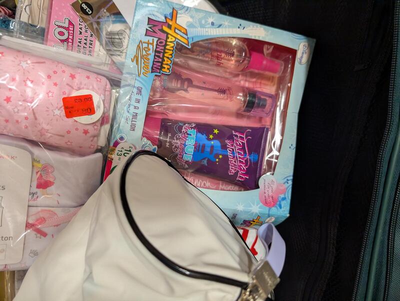 Crawley   Self storage unit auction IB-7290 23