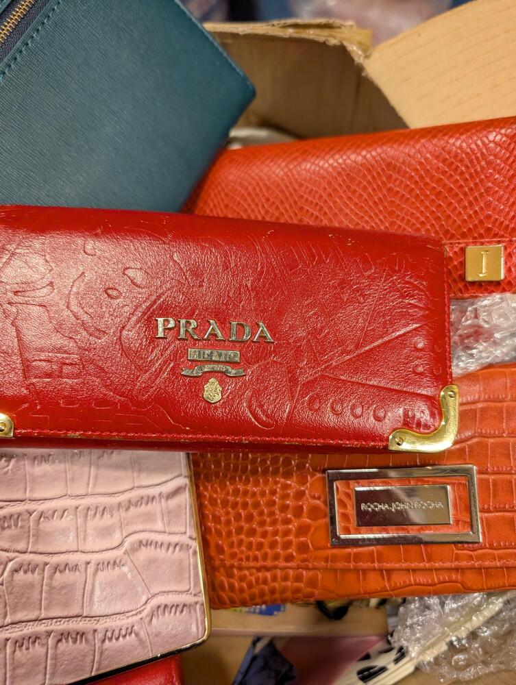 Crawley   Self storage auction IB-7290 44