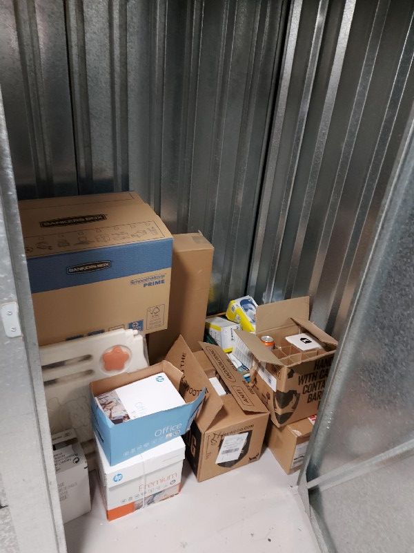 iBidOnStorage.co.uk StorageMart Auction 16454409166825