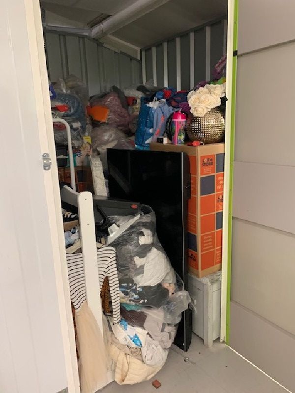 iBidOnStorage.co.uk StorageMart Auction 16454506504185