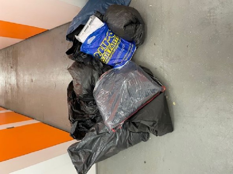 iBidOnStorage.co.uk LoknStore Auction 16473564578122