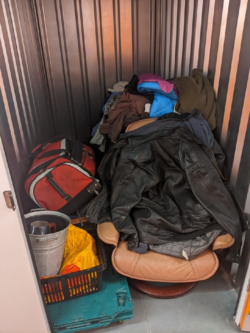 iBidOnStorage.co.uk LoknStore Auction 16503709414570