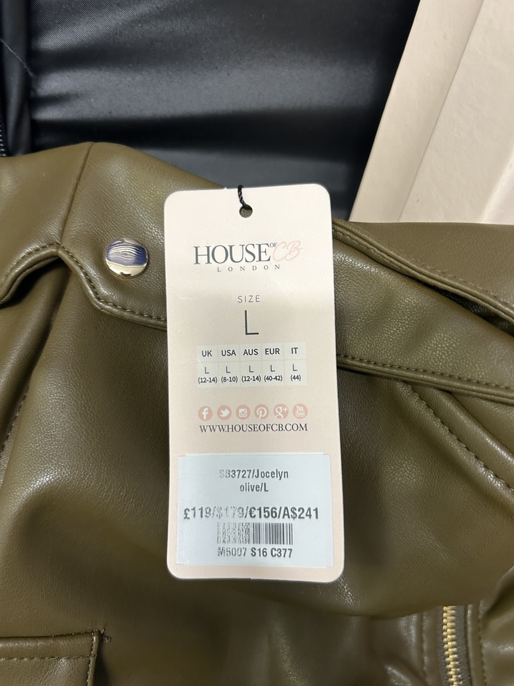 Southampton Storage
Storage Facility
Storage Unit
Self storage unit
Self storage
Self storage facility
storage facility unit auction IB-4914 60