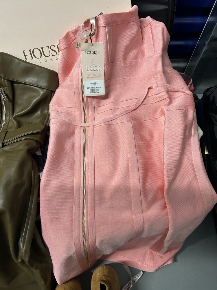 Southampton Storage
Storage Facility
Storage Unit
Self storage unit
Self storage
Self storage facility
storage facility unit auction IB-4914 90