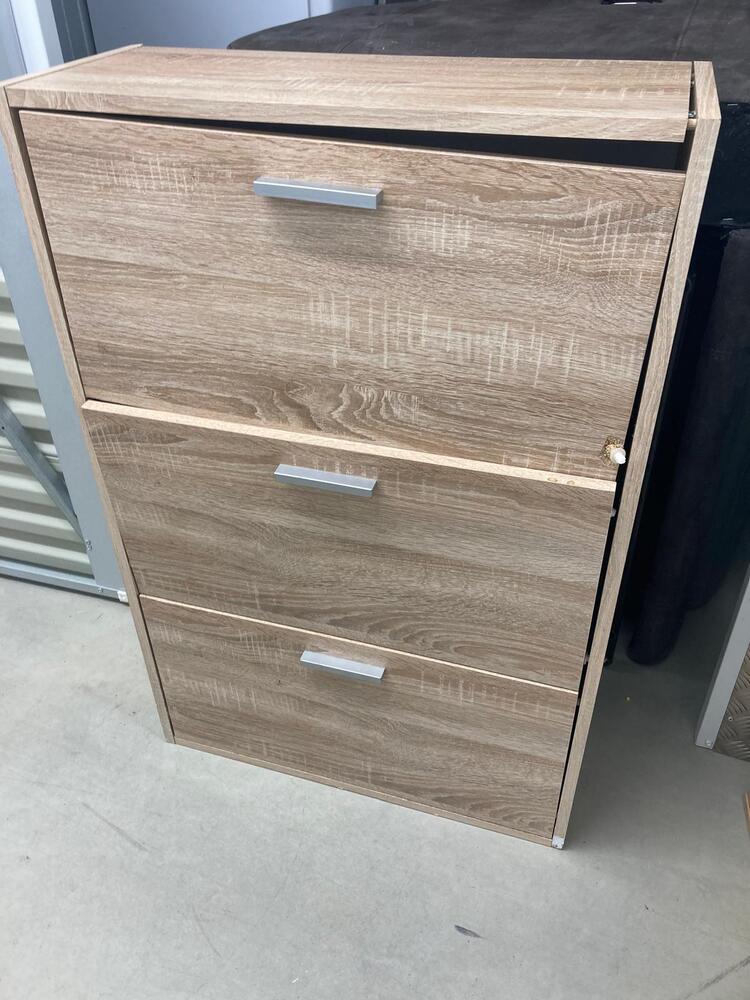 Chesterfield  Storage
Storage Facility
Storage Unit
Self storage unit
Self storage
Self storage facility
storage facility unit auction IB-1740 30