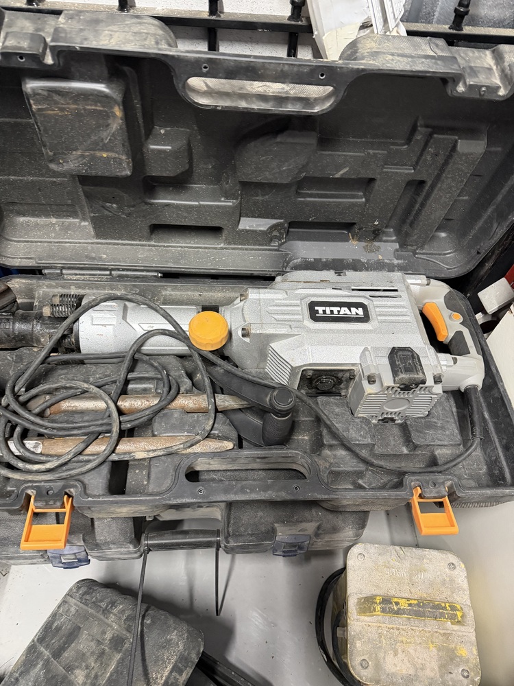 Wimbledon Storage
Storage Facility
Storage Unit
Self storage unit
Self storage
Self storage facility
storage facility unit auction IB-5185 230