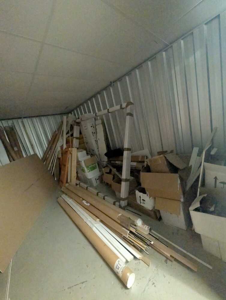 Solihull, Birmingham  Storage Unit auction IB-2598