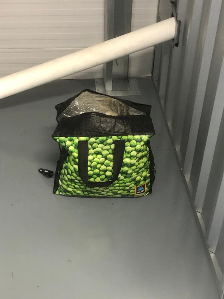 Lea Bridge Self storage auction IB-9245