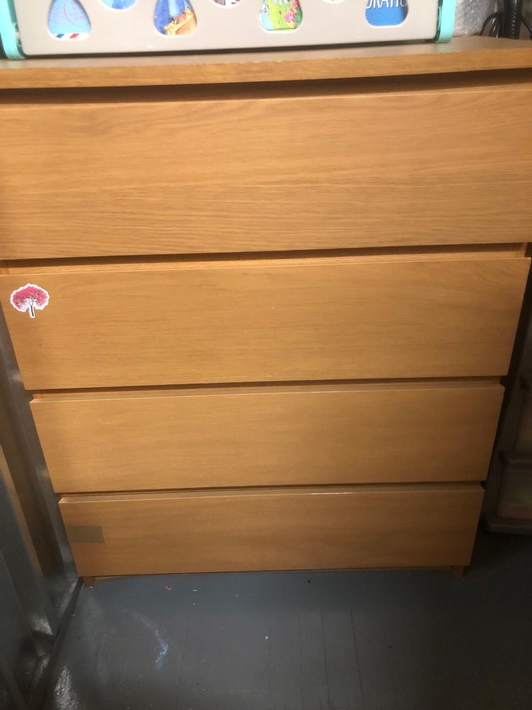 Enfield Self storage unit auction IB-6551