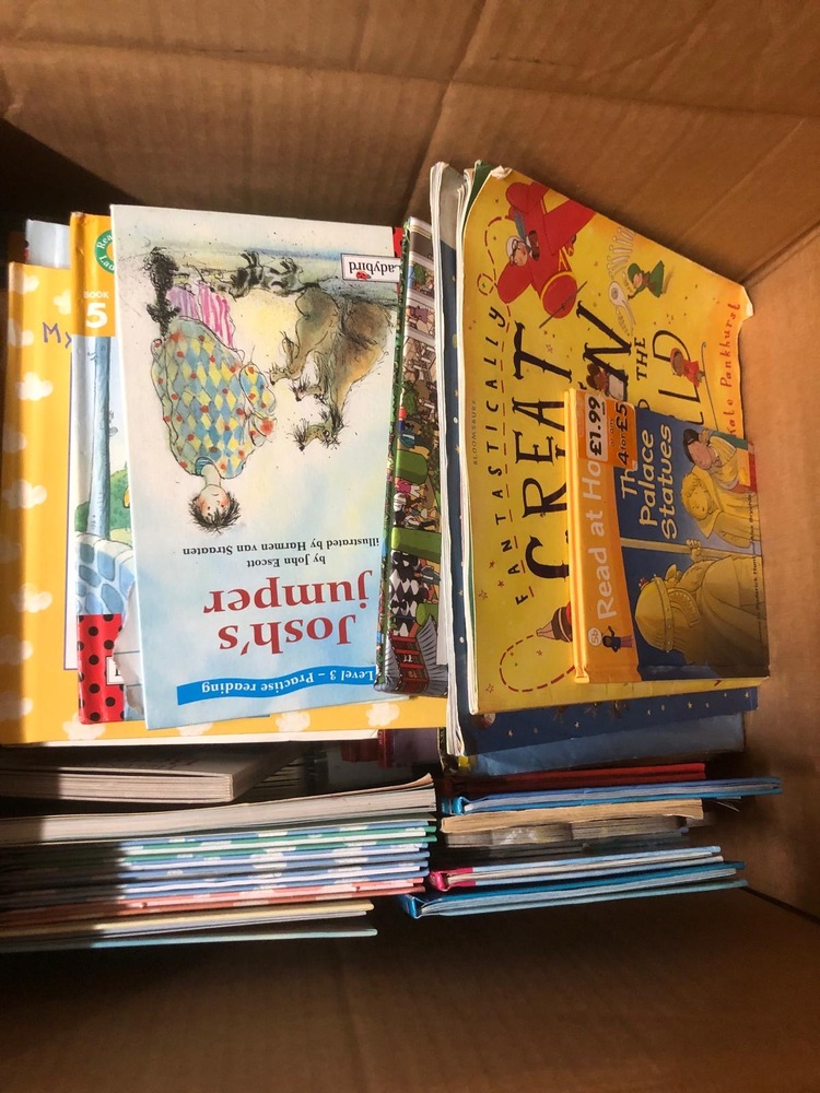 Enfield storage facility unit auction IB-6551 16