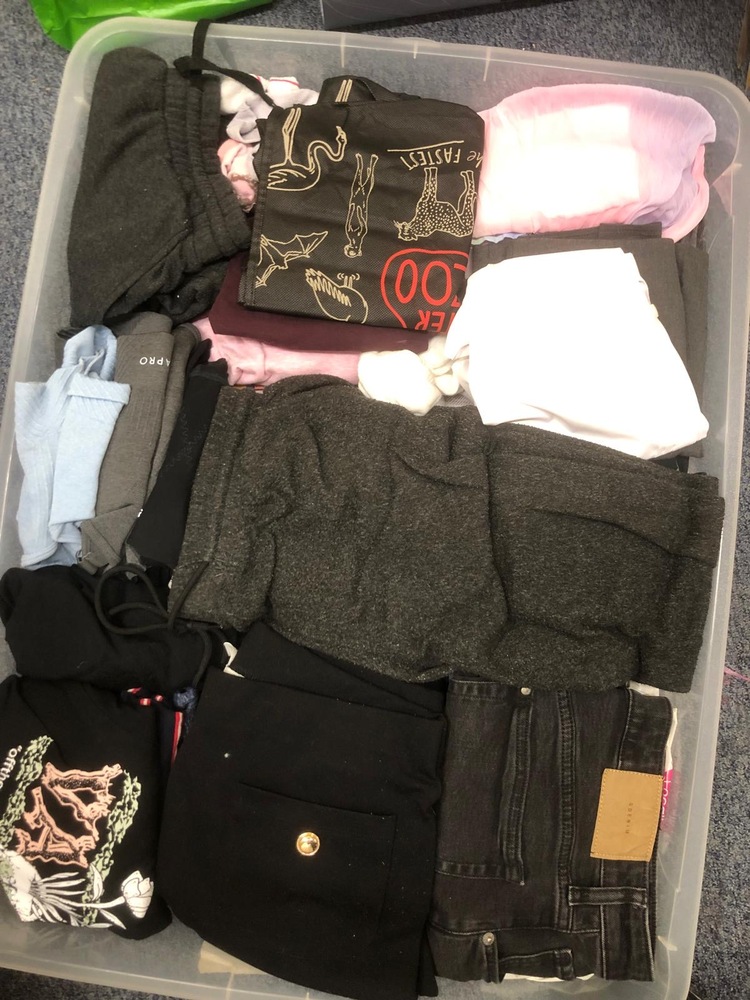 Enfield Self storage unit auction IB-6551 13