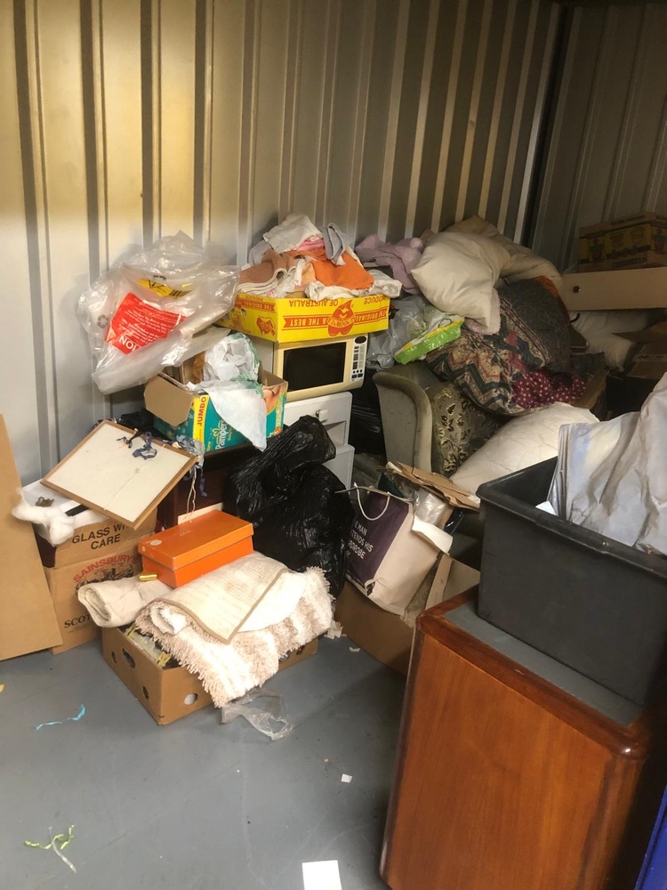 Enfield Self storage unit auction IB-3721 13