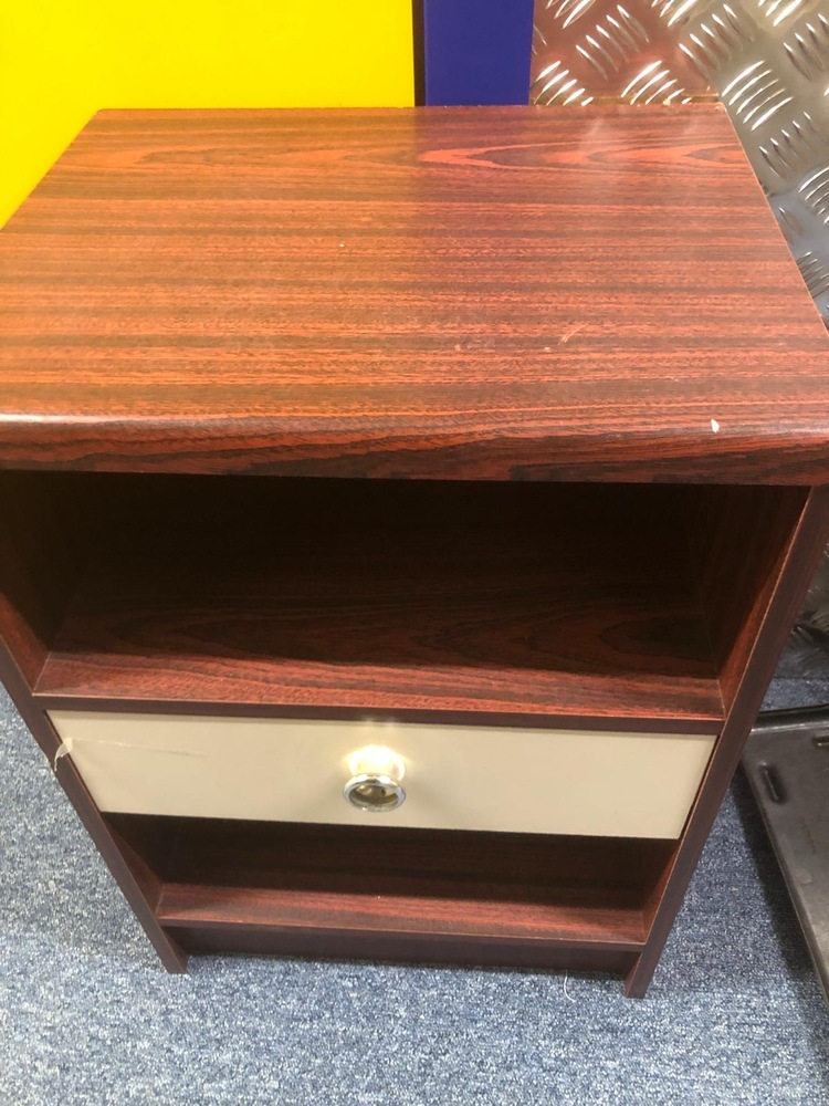 Enfield Storage auction IB-3721 20