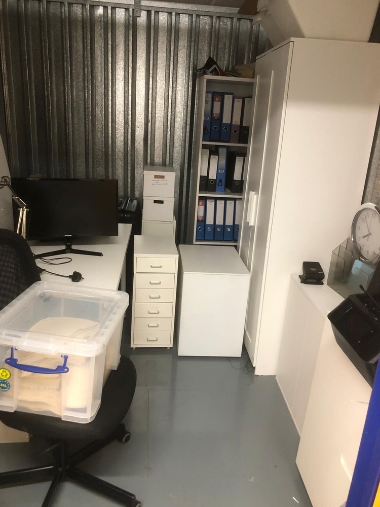 Charlton Storage Unit auction IB-4353 22