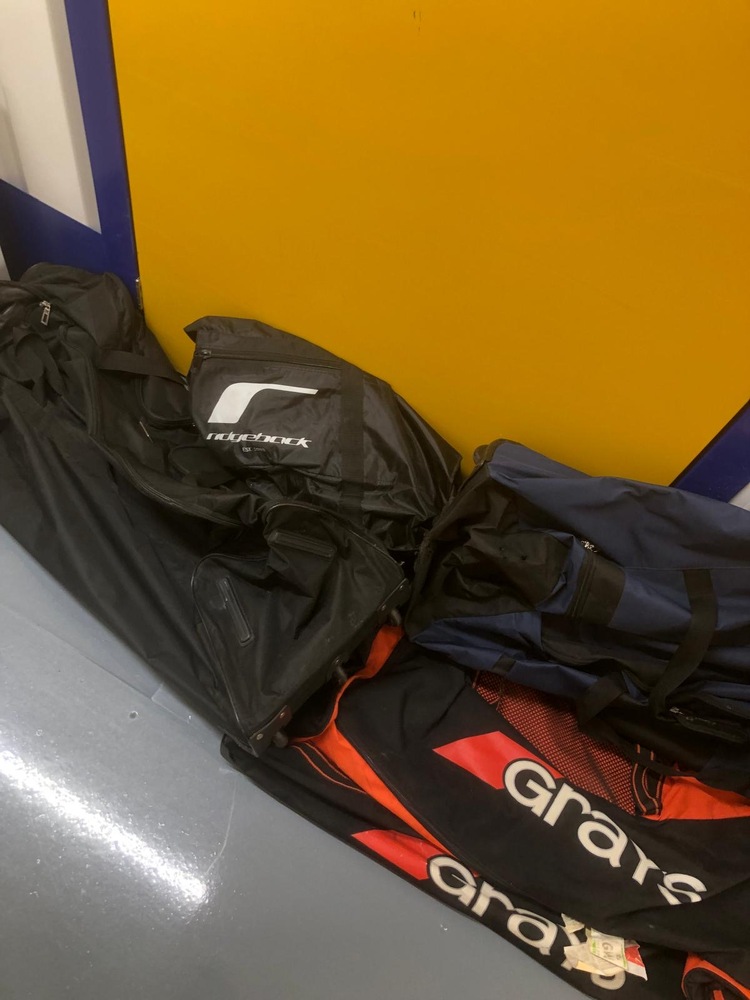 Crystal Palace Self storage auction IB-6875