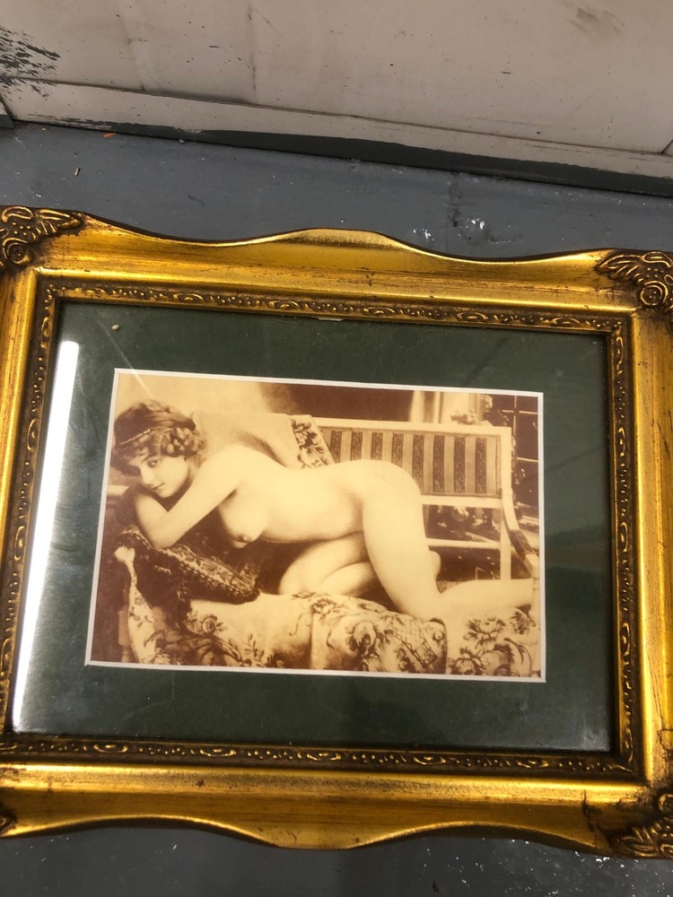 Redhill Self storage unit auction IB-1739 13