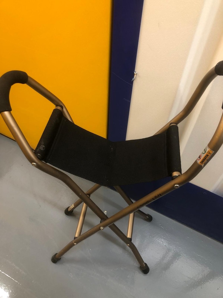 Charlton storage facility unit auction IB-8529