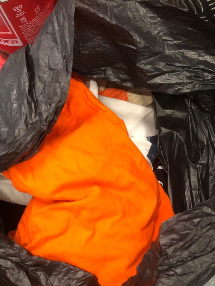 Chiswick Self storage unit auction IB-8888