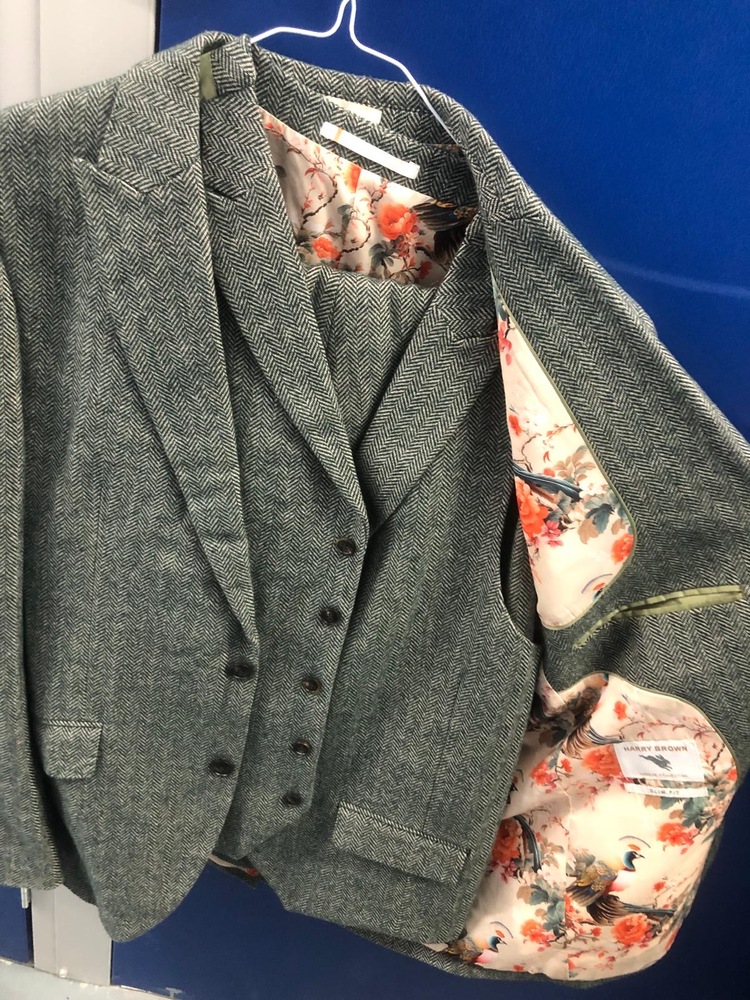 Chiswick storage facility unit auction IB-8888 36