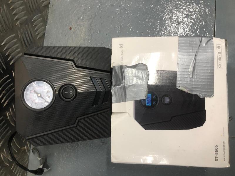 Chiswick Storage auction IB-8874