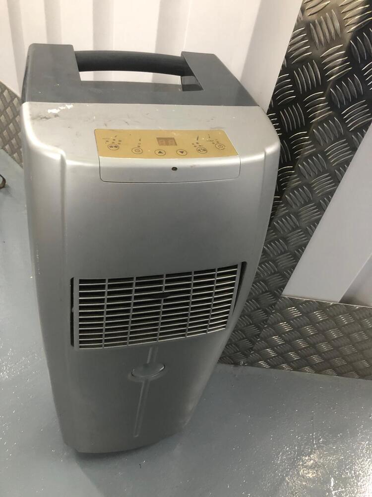 Chiswick Self storage auction IB-8874 14