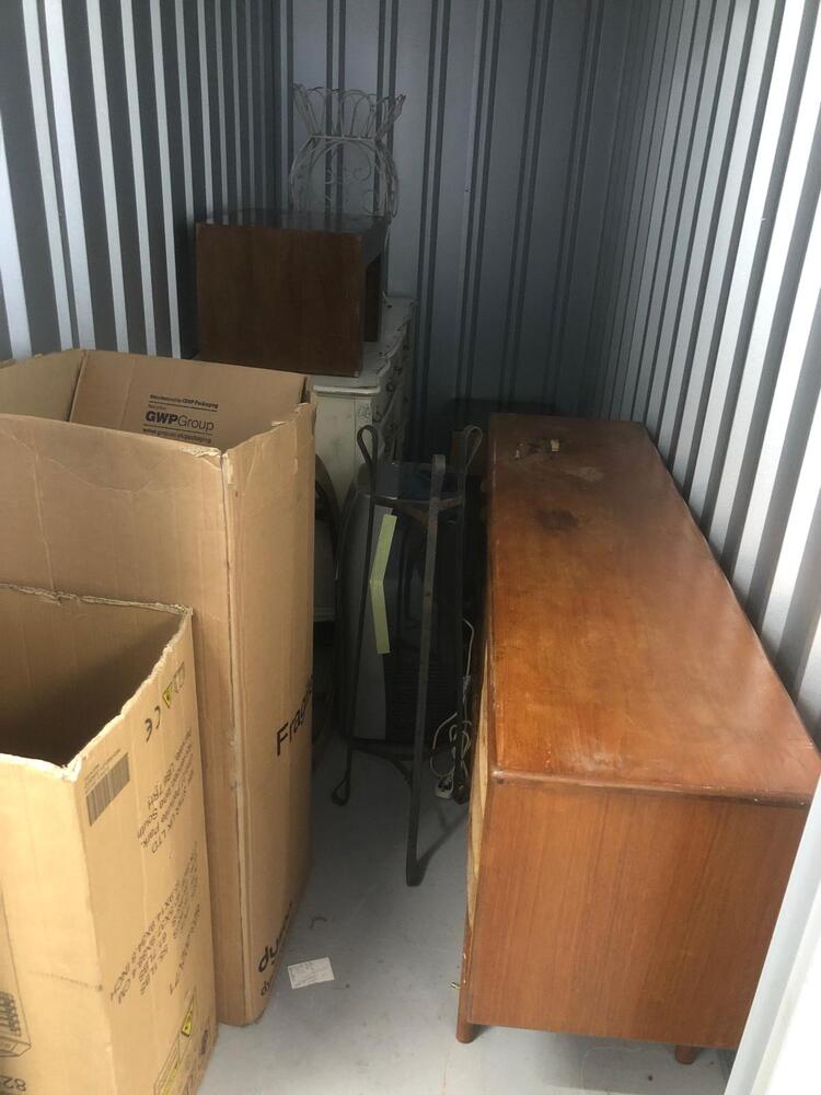 Chiswick Self storage auction IB-8874 14