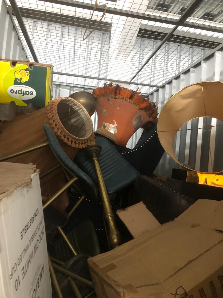 Acton Self storage auction IB-4205 14