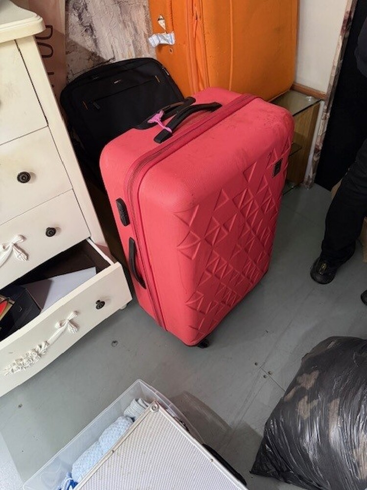 SureStore Bolton Self storage unit auction IB-2900