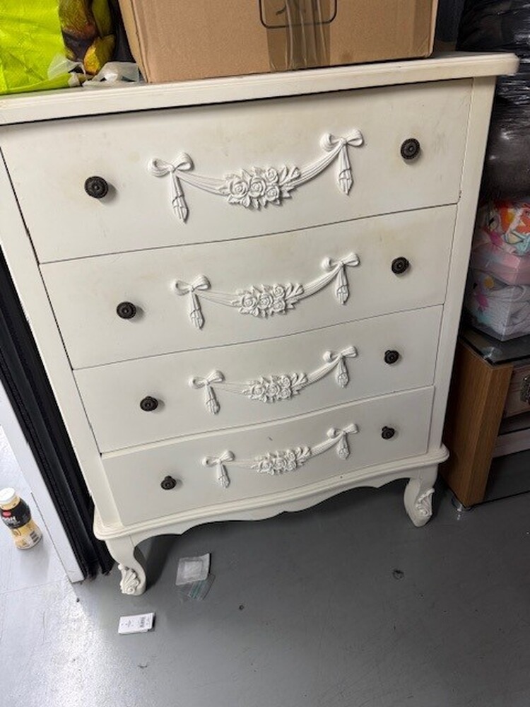 SureStore Bolton Storage Unit auction IB-2900