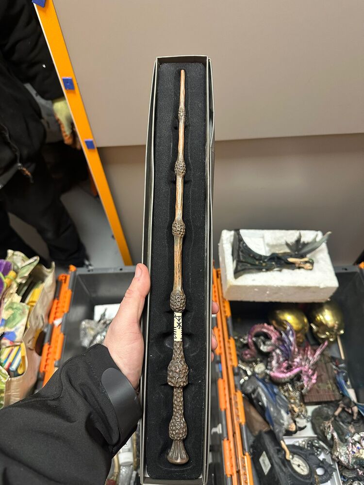 Orange Box - Derby Storage Facility auction IB-9564