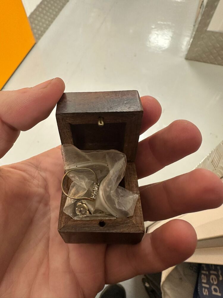 Orange Box - Derby Self storage auction IB-9564