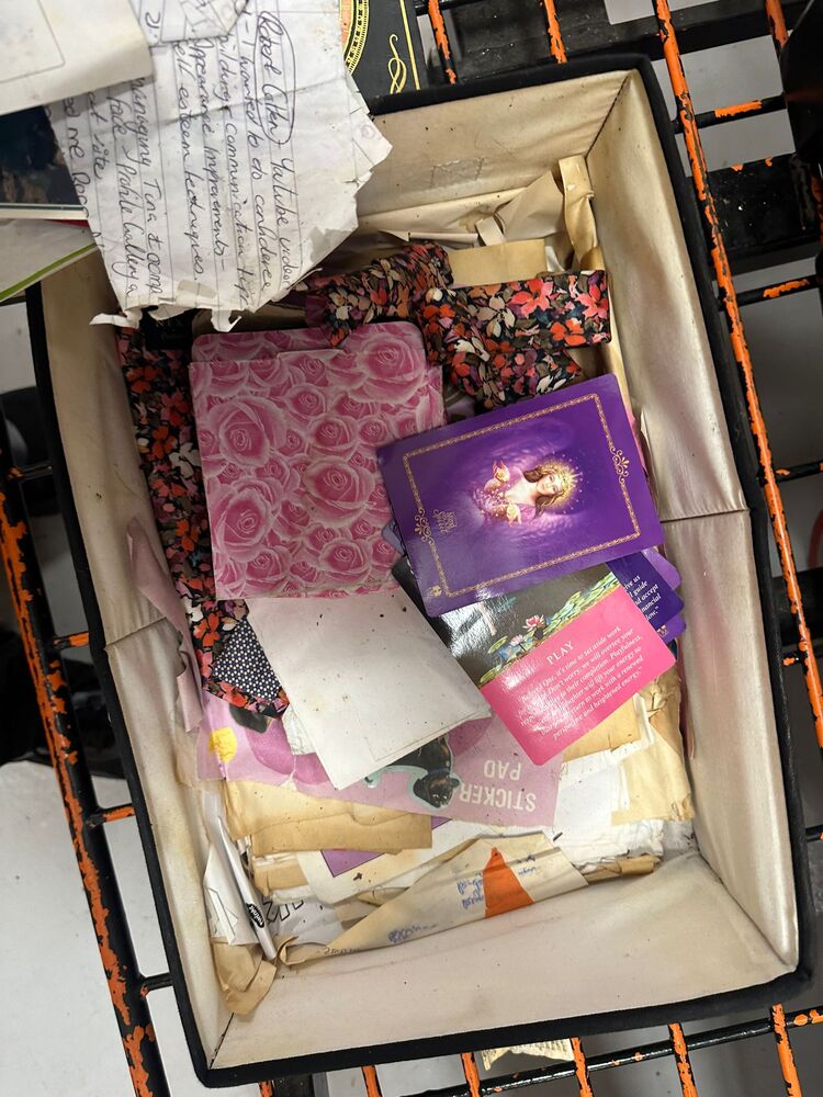 Orange Box - Derby Storage auction IB-9564 10