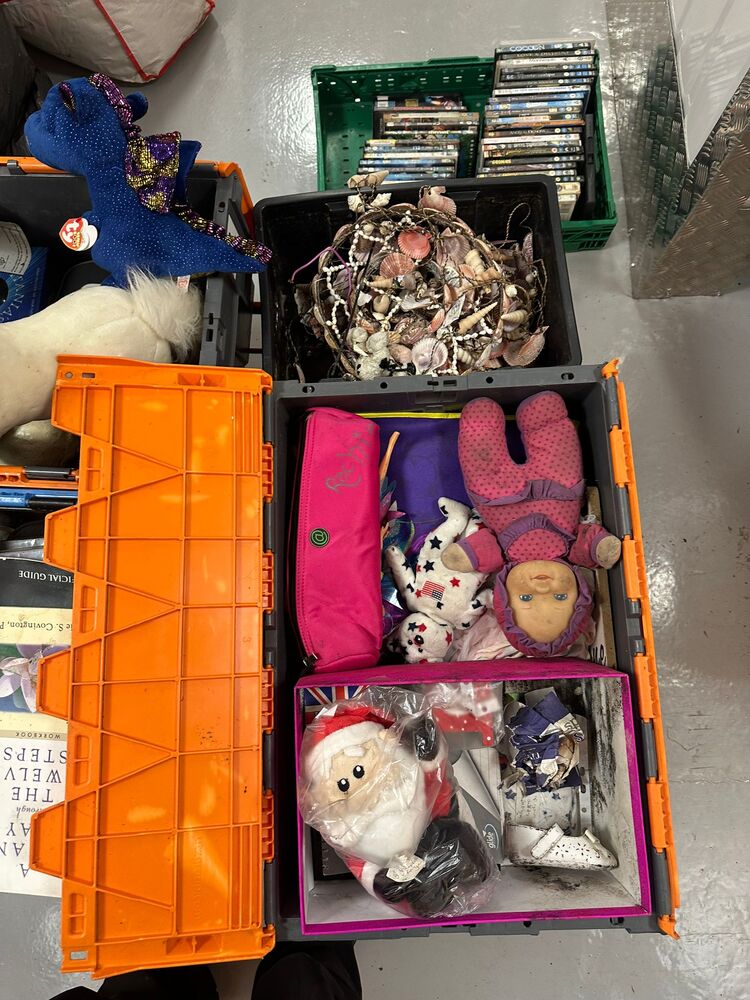 Orange Box - Derby Storage Facility auction IB-9564 11