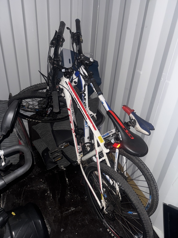 Stoke-On-Trent Self storage facility auction IB-7014