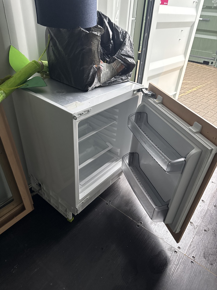 Birmingham Storage Unit auction IB-8663