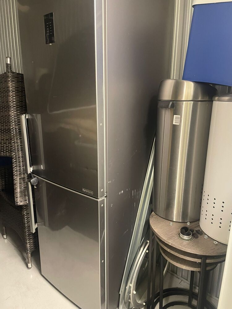 Kangaroo Self Storage - Bromborough Storage Unit auction IB-8232