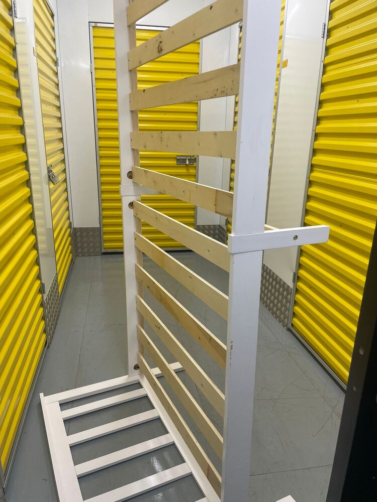 Kangaroo Self Storage - Bromborough Storage auction IB-8232 10