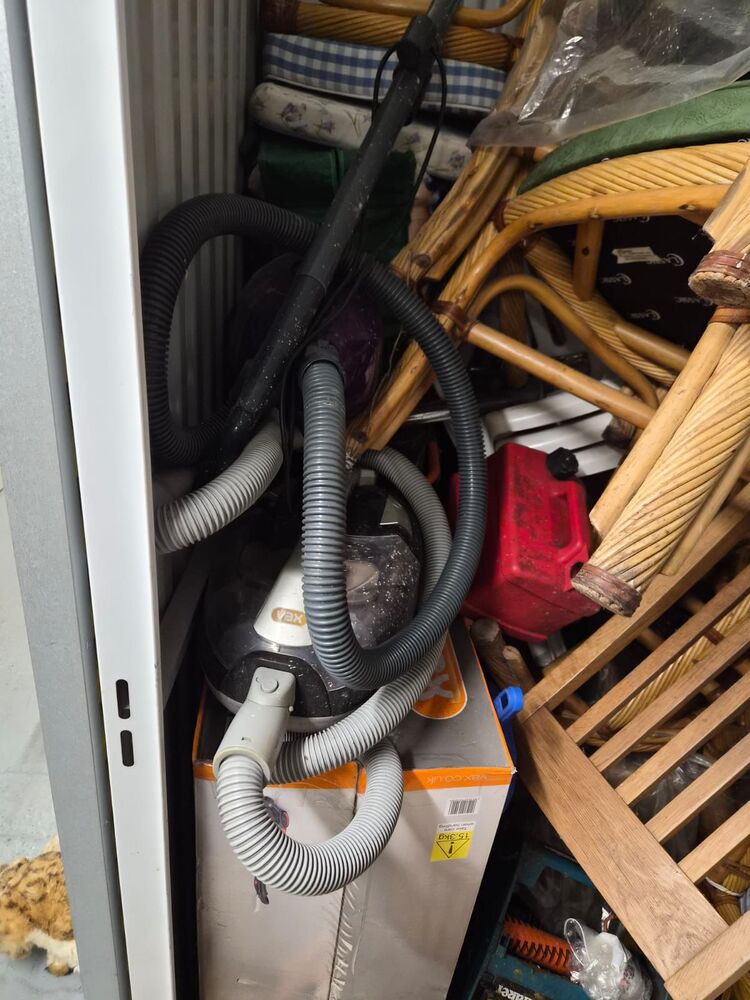 Kangaroo Self Storage - Warrington Storage auction IB-7390 20