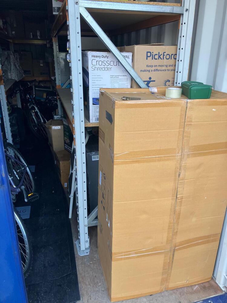 Storebox Manchester - Trafford Park Storage auction IB-9313