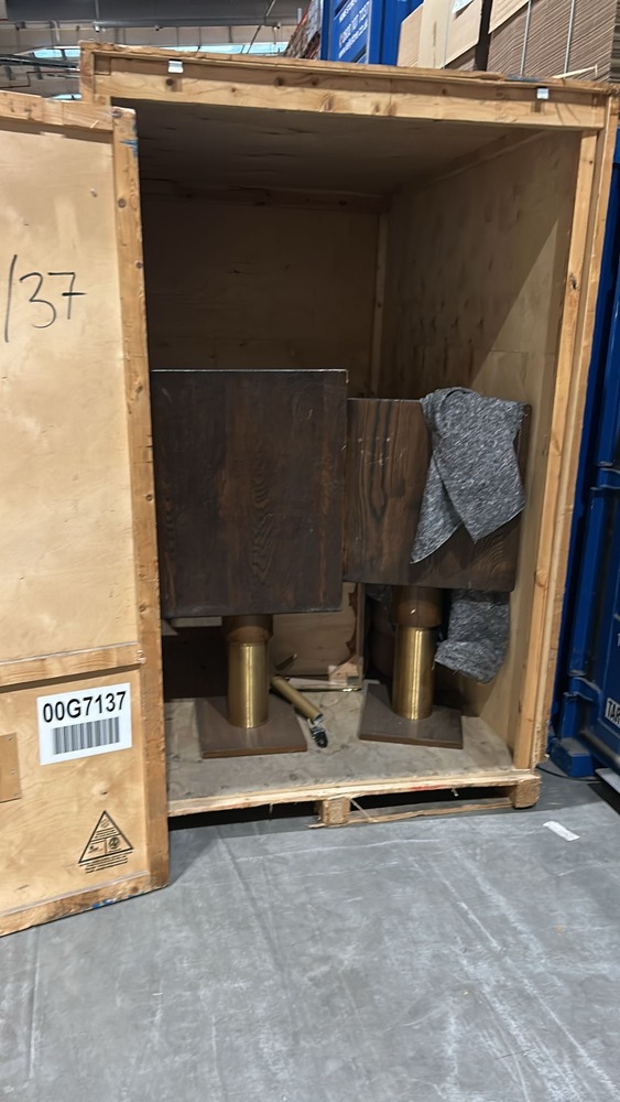 LUTON Storage auction IB-2928