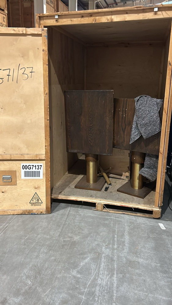 LUTON Storage auction IB-2928