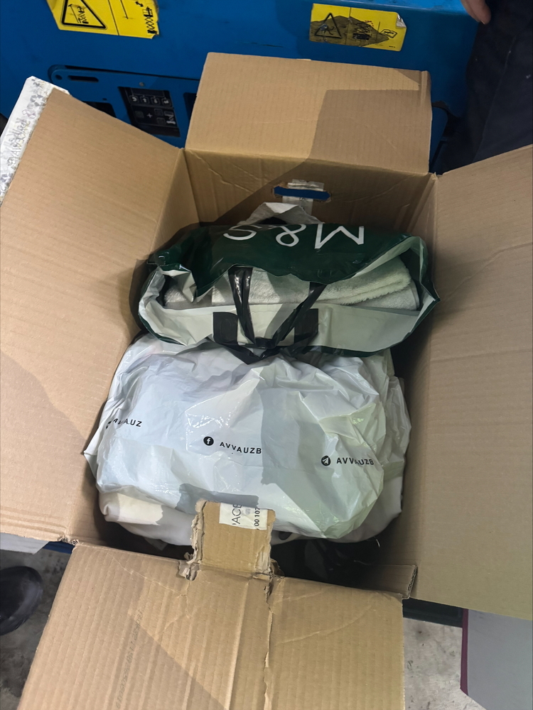 Kellys Storage Guildford Storage auction IB-1786