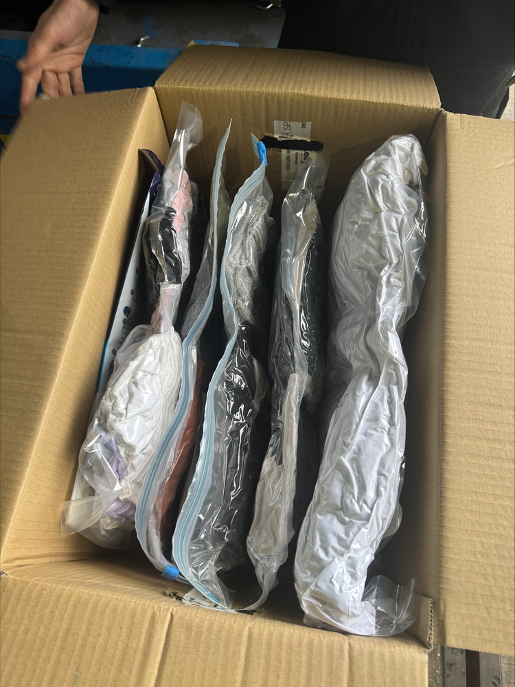 Kellys Storage Guildford Self storage auction IB-1786