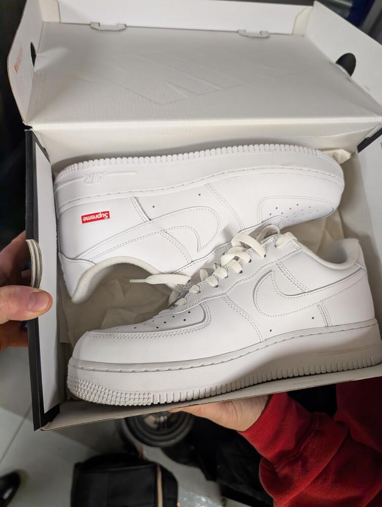 Southwark storage facility unit auction IB-1385