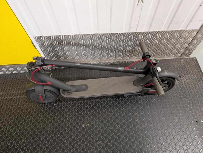 Southwark storage facility unit auction IB-1385